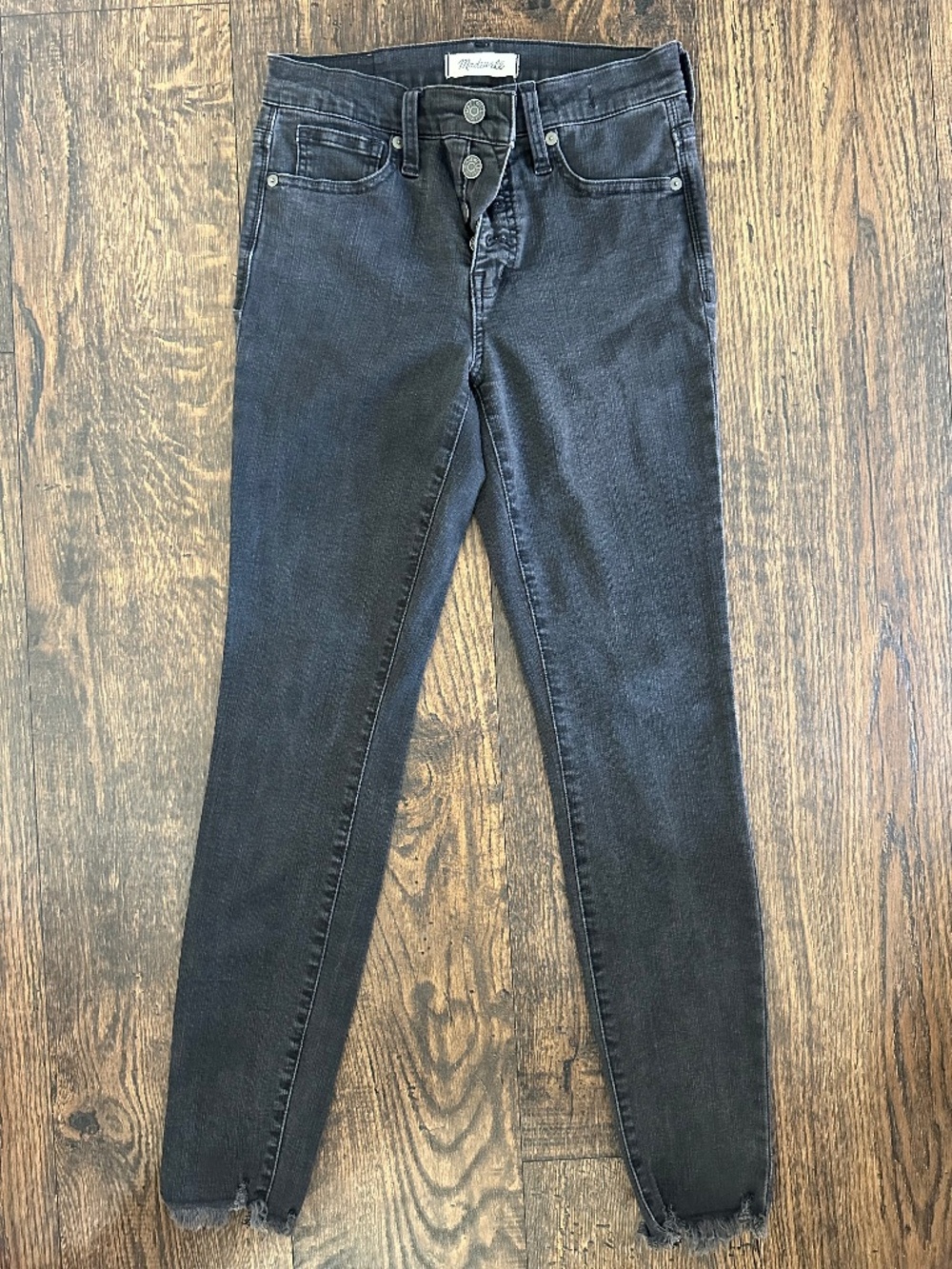 Madewell 9” High Rise Skinny Jeans – Black Distressed Raw Hem